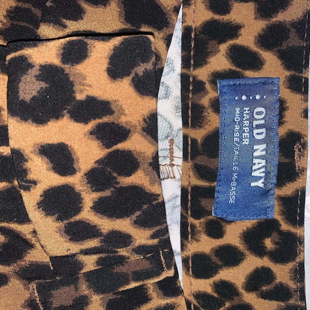 Old navy printed dress pants Size 0, excellent condition